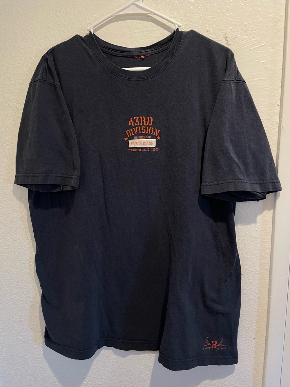 ⚓️ Vintage Guess Jeans 43rd Division Graphic Tee | Men’s XL